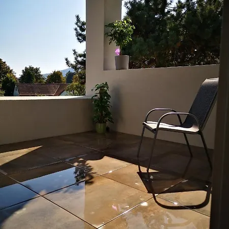 Apartment Spacy Next To The Center Of With Terrasse