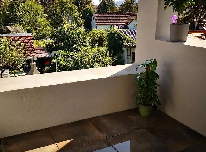 Apartment Spacy Next To The Center Of With Terrasse *